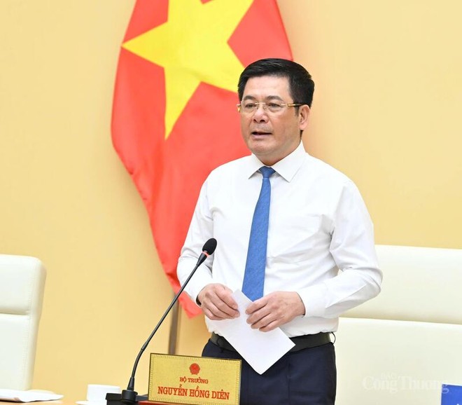 Bộ trưởng Bộ Công thương: Xuất khẩu phải tiếp tục là mũi nhọn