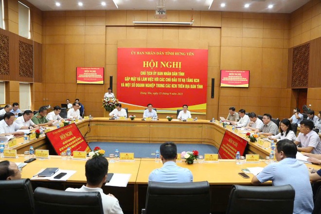 Toàn cảnh hội nghị