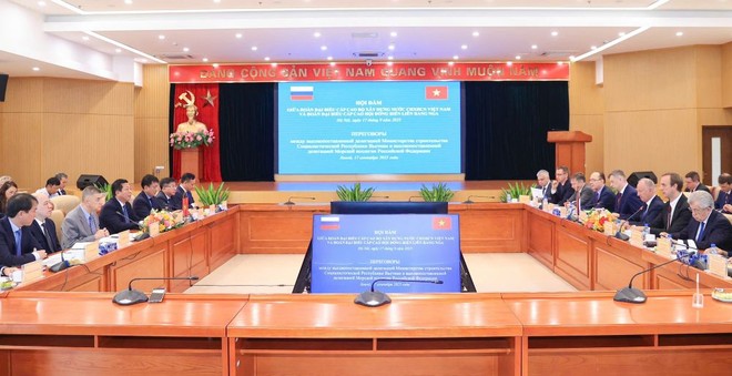 Quang cảnh buổi hội đàm (Ảnh: BXD).