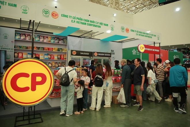 Gian hàng C.P. Việt Nam - Điểm hẹn trải nghiệm và mua sắm tại Hội chợ Mùa Thu 2025