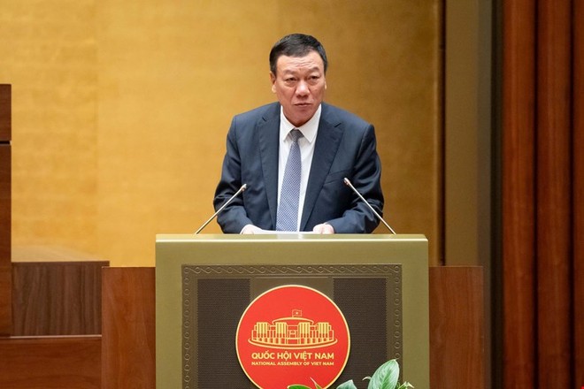 Tổng Thanh tra Chính phủ Đoàn Hồng Phong trình dự án luật. 