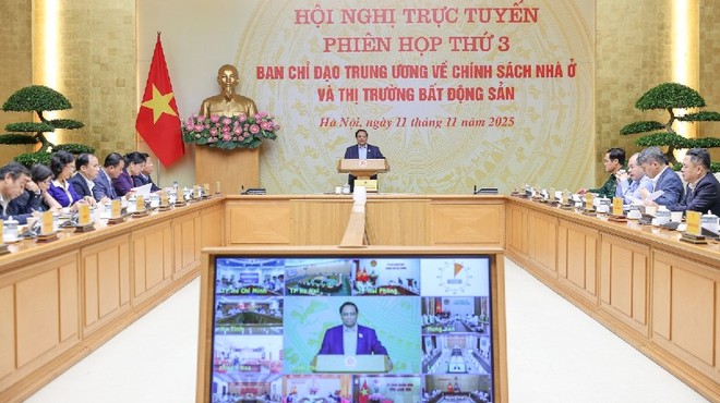 Thủ tướng Phạm Minh Chính yêu cầu xử lý nghiêm các sai phạm trong lĩnh vực nhà ở xã hội. Ảnh: VGP