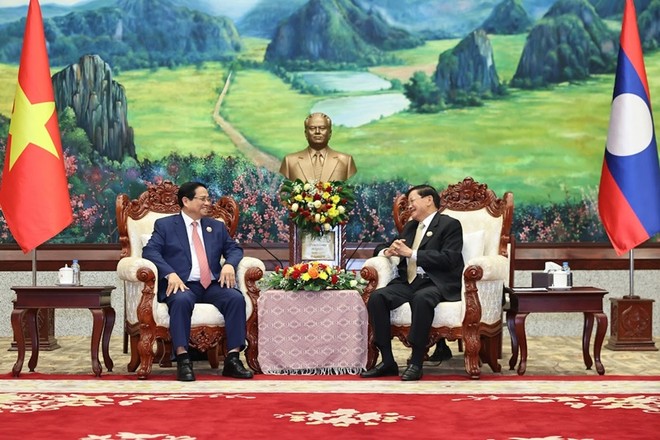 Thủ tướng Phạm Minh Chính hội kiến Tổng Bí thư, Chủ tịch nước Lào 
