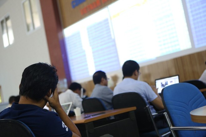 Không lo thị trường chứng khoán “mất lái” 