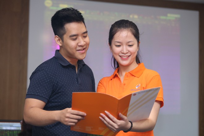 Chuyển sàn niêm yết, doanh nghiệp có gì khác?