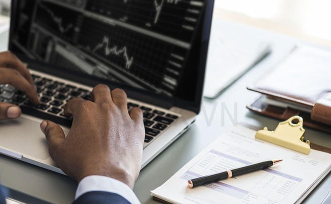 Nhận định thị trường phiên 9/10: Vị thế nắm giữ vẫn nên được ưu tiên