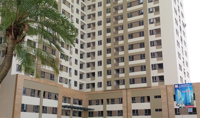 Khách mua nhà tại Dự án HHB được ở miễn phí tại tòa nhà lân cận chờ cuối năm được nhận nhà chính thức
