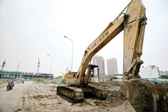 Quyết định hướng dẫn cấp phép xây dựng của 
UBND TP. HCM gây hiểu nhầm cho nhiều doanh nghiệp - Ảnh: Lê Toàn