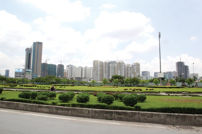 Mua nhà đất là việc trọng đại cả đời, cẩn thận không thừa.
Ảnh: Hoài Nam