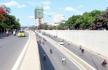 Đầu tư 90 tỷ đồng xây hầm xuyên đê sông Hồng