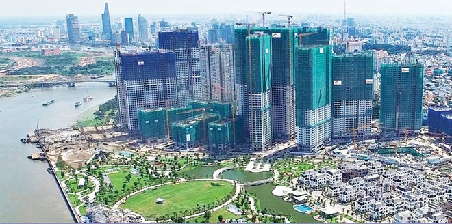 Coteccons liên tục trúng thầu các công trình lớn, trong đó có 
dự án Landmark 81 thuộc quần thể Vinhomes Central Park