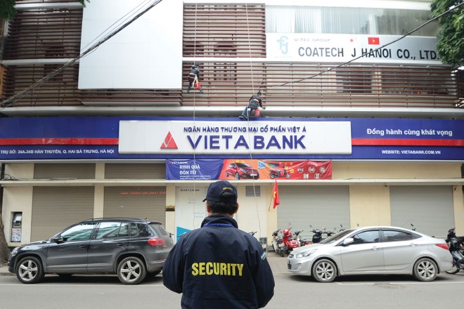 Tất cả các ngân hàng, không phân biệt là công ty đại chúng hay không, đều phải lên sàn UPCoM
