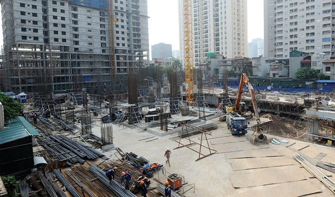 Đã triển khai đết cos 0.00, nhưng Dự án Rivera Park Vũ Trọng Phụng đang có dấu hiệu “đói vốn”. ảnh: Dũng Minh

