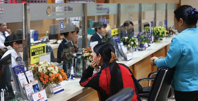 Nhiều nhà băng đề xuất chia cổ tức bằng cổ phiếu để tăng vốn, đáp ứng chuẩn mới theo Basel II
