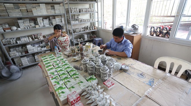 Sau này, có thể loại bỏ tất cả chủ thể hộ gia đình, hộ kinh doanh, tổ hợp tác ra khỏi các đạo luật, nhưng vẫn không thể bỏ chủ thể doanh nghiệp tư nhân
