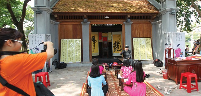 Cần đầu tư có trọng điểm những vùng có tiềm năng du lịch, sản phẩm đặc thù...