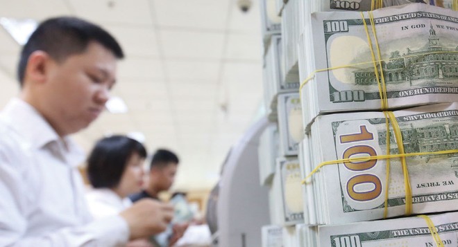 Từ giữa tháng 4 đến nay, tỷ giá trung tâm được điều chỉnh tăng tới 47 đồng/USD 
