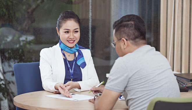 Lãi từ kinh doanh dịch vụ đóng góp ngày một lớn vào lợi nhuận chung của các ngân hàng 
