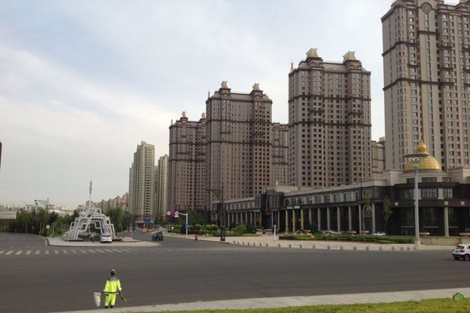 Những thành phố có đủ tiện ích cao cấp, chỉ thiếu con người. Ảnh: J Capital Research.