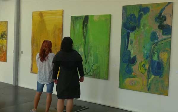 Ứng dụng phát hiện tranh giả bằng điện thoại