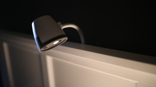 Đồng hồ báo thức thông minh biết chọn người để đánh thức