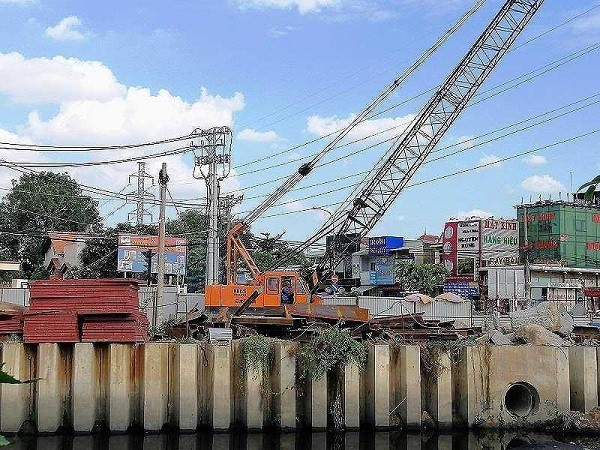 Dự án Cầu Bưng được khởi công từ năm 2017, đến nay mới đạt 35% tiến độ