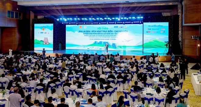 Ông Phạm Anh Tuấn, Uỷ viên Ban cháp hành TW Đảng, Phó Bí thư tỉnh uỷ, Chủ tịch UBND tỉnh Gia Lai phát biểu khai mạc Hội thảo. 