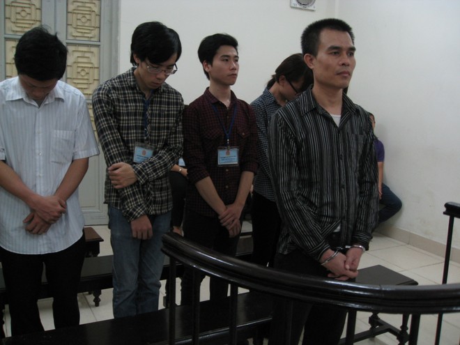 Các bị cáo tại tòa