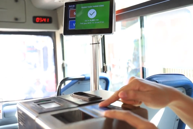 Người dùng nói gì về thẻ xe buýt thông minh Vietbank