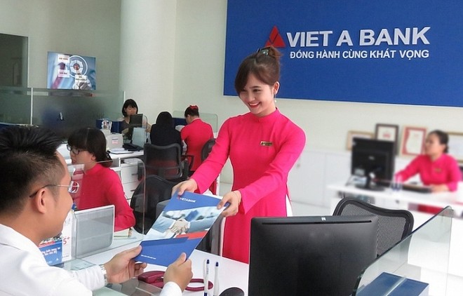 VietABank (VAB): Công ty của Phó chủ tịch đăng ký bán 2 triệu cổ phiếu