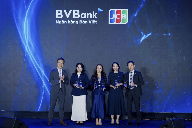 BVBank ghi dấu ấn hoạt động thẻ 2025 với 7 giải thưởng quan trọng