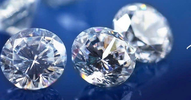PNJ hẹn trả chậm trong 120 ngày đối với khách hàng bán kim cương