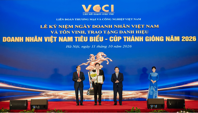 Ông Đặng Huỳnh Anh Tuấn - Chủ tịch HĐQT TTC Energy vinh dự đón nhận danh hiệu “Doanh nhân Việt Nam tiêu biểu - Cúp Thánh Gióng” năm 2026 vào tối 11/10/2026 tại Hà Nội.