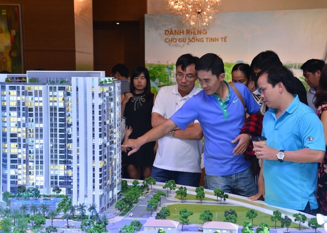 Văn phòng cho thuê tại TP.HCM chưa bao giờ hạ nhiệt và sức hấp thụ rất cao khiến khách hàng doanh nghiệp “đau đầu” tìm mặt bằng phù hợp.