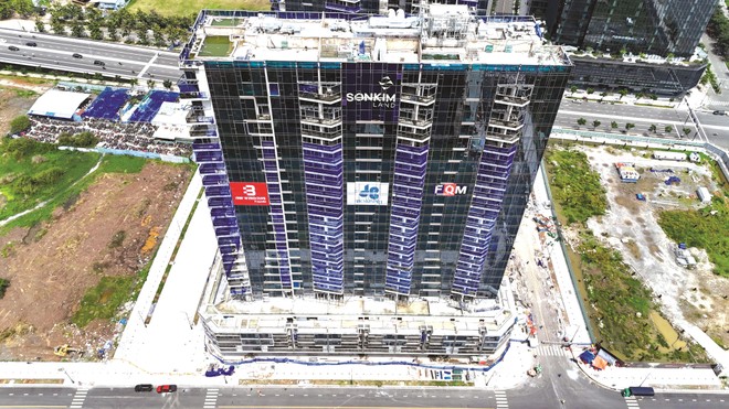 Nhiều dự án tại TP.HCM vừa giới thiệu ra thị trường đã có mức giá cao ngất ngưởng.