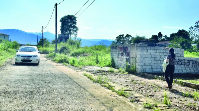 Nhà đầu tư Hà Nội về tỉnh lẻ săn đất. Ảnh: Việt Dương.