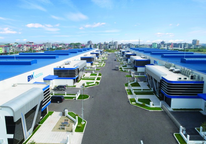 Các khu công nghiệp sẽ phải nâng cao chất lượng dịch vụ để tăng khả năng cạnh tranh. Ảnh: Bình Minh.