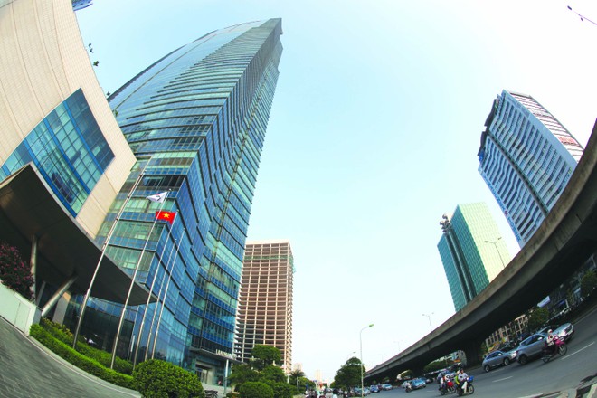 Việc nhiều dự án văn phòng mới gia nhập thị trường dẫn đến những điều chỉnh nhất định về giá thuê và tỷ lệ lấp đầy. Ảnh: Dũng Minh.