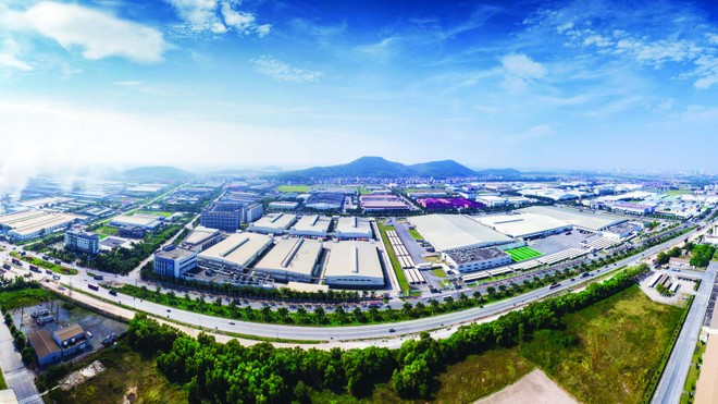 Việc sáp nhập địa giới hành chính mở ra không gian phát triển mới cho khu công nghiệp. Ảnh: Dũng Minh.