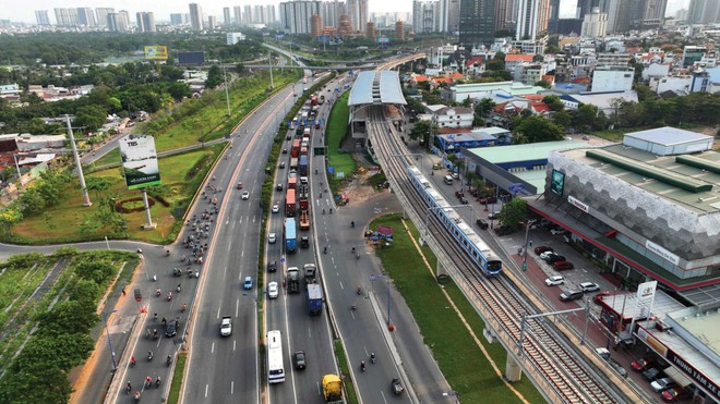 Tuyến metro so 1 tại TP.HCM. Ảnh: Lê Toàn.