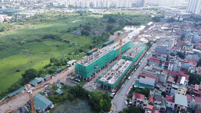 Nhu cầu nhà ở xã hội luôn rất cao, nhất là tại những đô thị lớn (Trong ảnh: Dự án nhà ở xã hội Thượng Thanh, Long Biên đang được xây dựng). Ảnh: Dũng Minh.