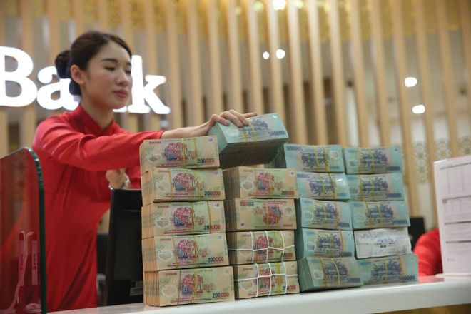 Nền kinh tế Việt Nam đang dựa rất lớn vào tín dụng ngân hàng.