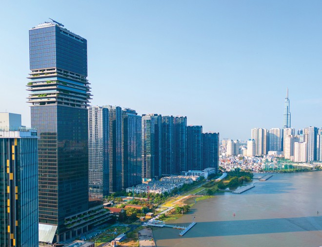 Hoạt động M&A đang trở thành một trong những kênh thu hút vốn quan trọng của TP.HCM. Ảnh: Lê Toàn.