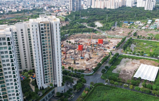 Nhiều dự án tạm hoãn kế hoạch bán hàng. Ảnh: Lê Toàn.