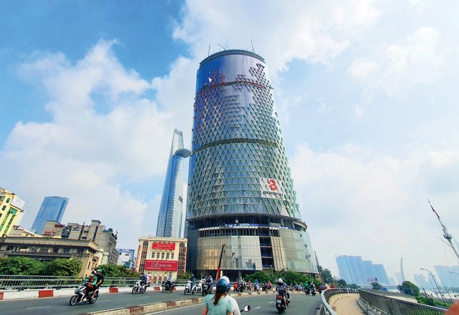Tòa nhà Saigon One Tower. Ảnh: Lê Toàn.