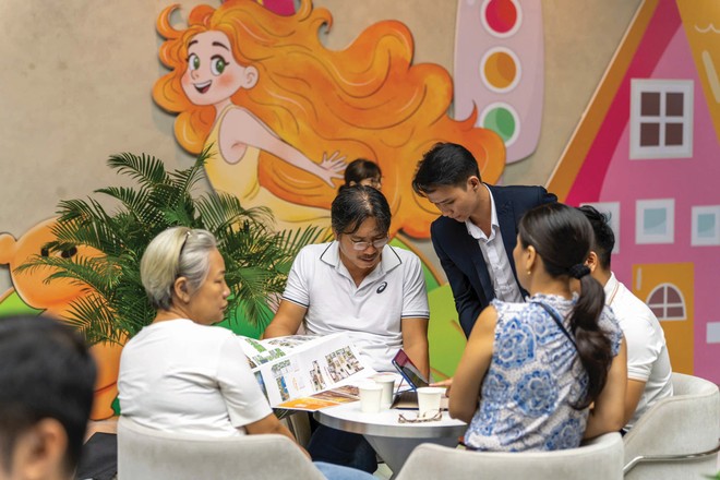 Người mua nhà tính toán kỹ hơn bài toán sử dụng và dòng tiền trong quá trình sở hữu. Ảnh: Việt Dũng.