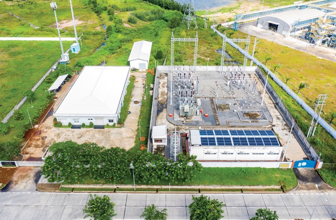 Trong sản xuất công nghệ cao, chất lượng nguồn điện trở thành một yêu cầu đặc biệt quan trọng. Ảnh: Lê Toàn.