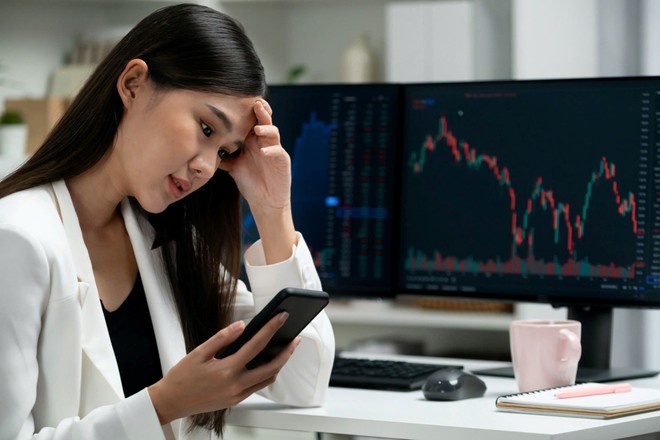 Thị trường tăng 10% một tháng, vì sao nhà đầu tư vẫn không vui?