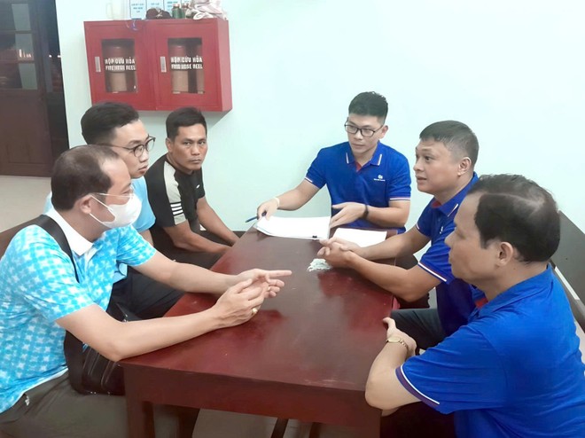 Đại diện bảo hiểm GIC thăm hỏi, làm việc với gia đình người gặp nạn