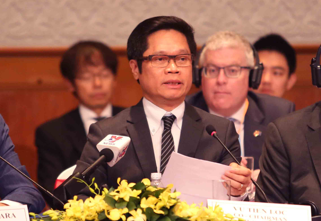 Ông Vũ Tiến Lộc
